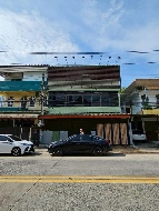 ��� ����������Ҥ�þҳԪ�� �ҤҢ�� 17,900,000 �ҷ ������ 85,000 �ҷ/��͹