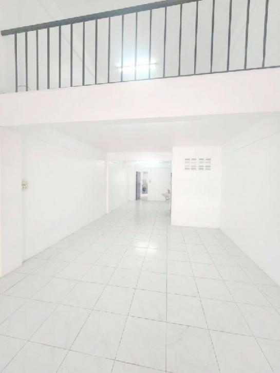 �Ҥ�þҳԪ�������� 11,999 �ҷ�����͹