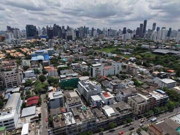 ���Թ�ҧ��ǹ��ͧ�Ѫ �Ѳ��