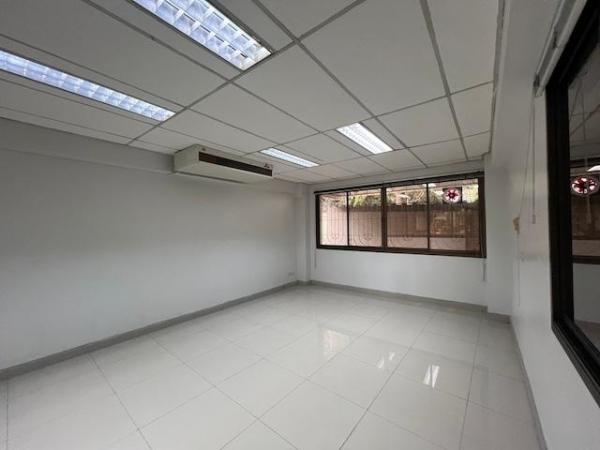 �ӹѡ�ҹ������ ���觪ѹ