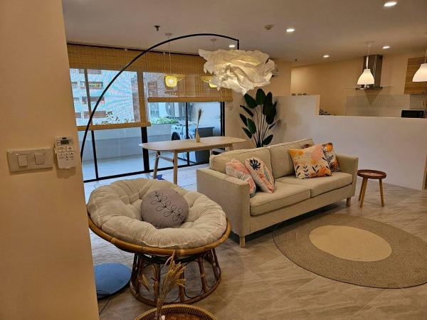 ��ا෾ �� Aurora