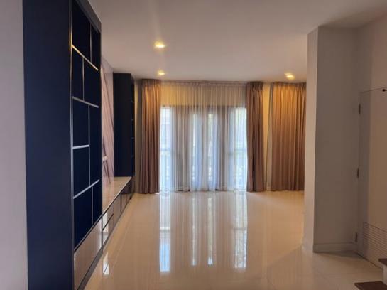 ��ҹ������ �оҹ�٧��ا෾