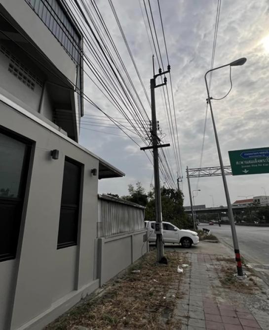 �ӹѡ�ҹ������ ���觪ѹ