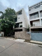 �����Һ�ҹ �Ҥһ�С�������� 220,000 �ҷ/��͹