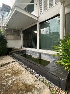 �����Һ�ҹ �Ҥһ�С�������� 180,000 �ҷ/��͹