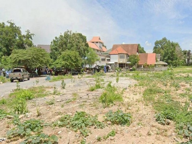 ���ͧ �� A House property