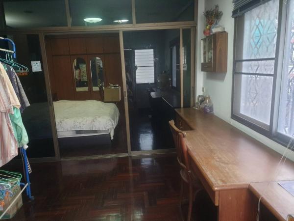 �Ҥ�þҳԪ�� ��� 8,900,000 �ҷ �ҧ����