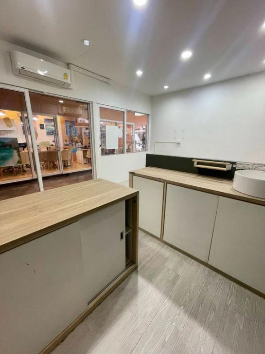 ��áԨ�Ѳ�� �� GlowHouse