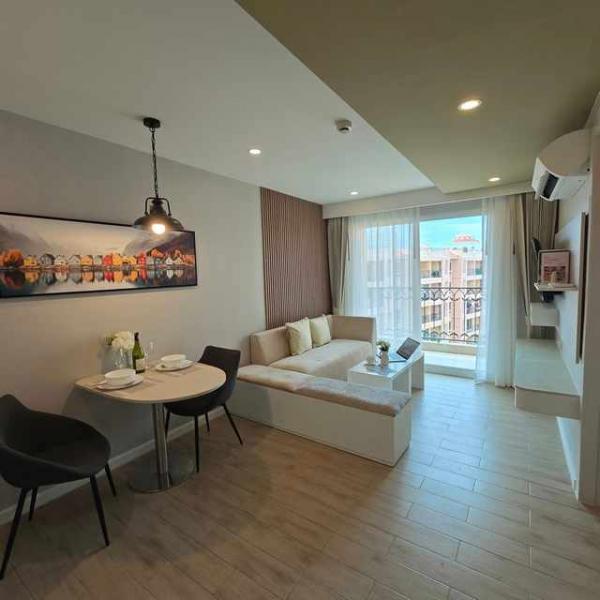 Pattaya dot Property