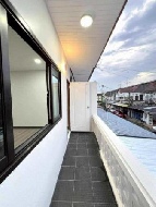 ��� ��ǹ������� �ҧ�л� 18 ���ҧ��