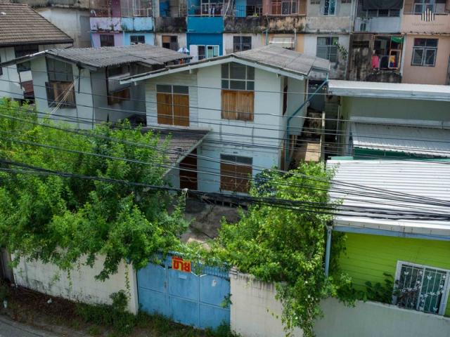 ��·��Թ �ҧ���͡�ا෾