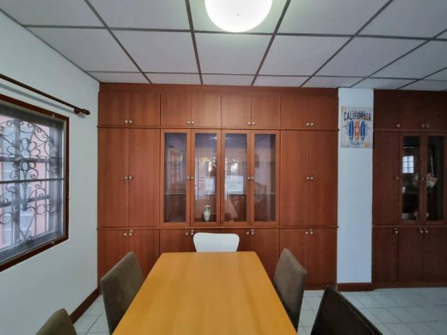 ��ҹ�չ���� 50 ���ҧ��