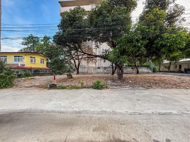 ���ͧ �� ahousepost9