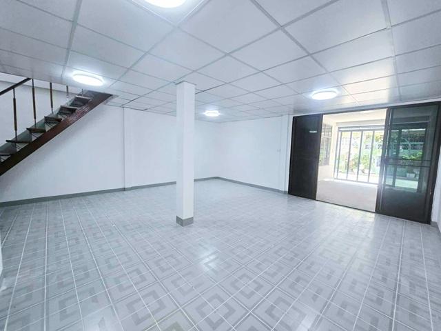 ���¢�ҧ �� Kenestate