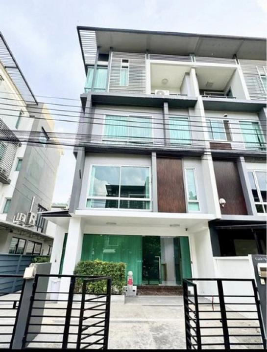 ����Ϳ��� international