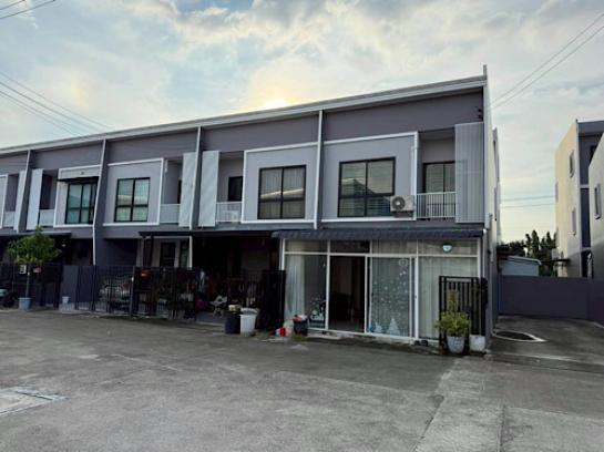 �ҡ��� �� Sansuda Sangiamrak