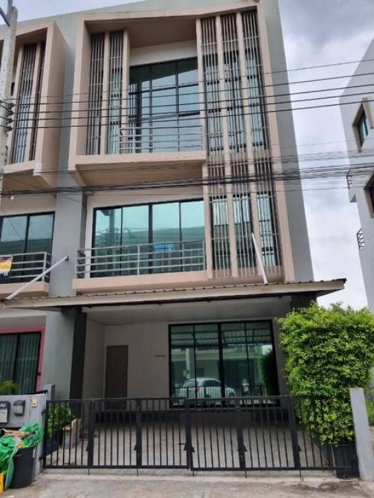 �Ҵ��кѧ �� Airatda