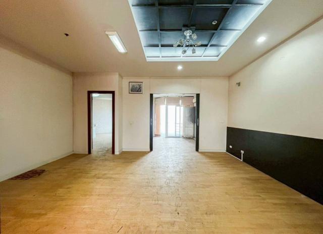 ��¤�ͧ�ҹ �� Asset X Property