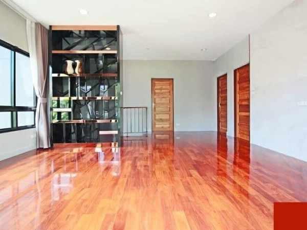 ��ҹ������ �ҧᤡ�ا෾