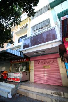 �Ҥ�þҳԪ�������� 13,000 �ҷ�����͹