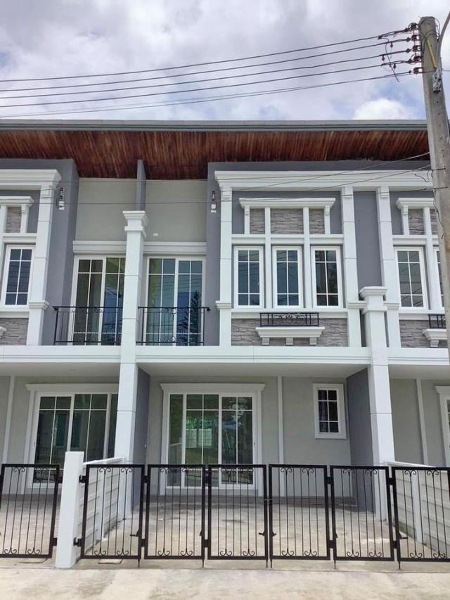 ทาวน์โฮม furniture ทาวน์โฮม furniture