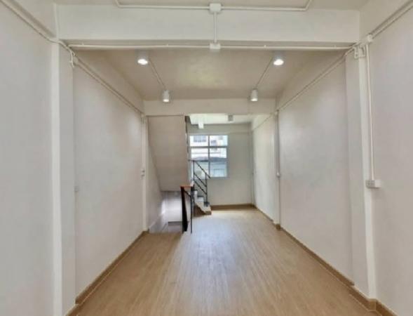 �Ҥ�þҳԪ�������� �ҷá�ا෾