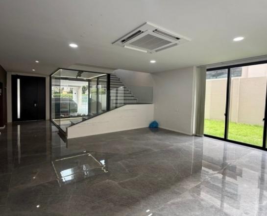 �Ҥ�þҳԪ�������� �Ҵ����ǡ�ا෾