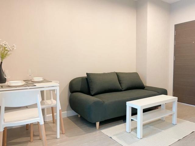 �ҧ���� �� All Living