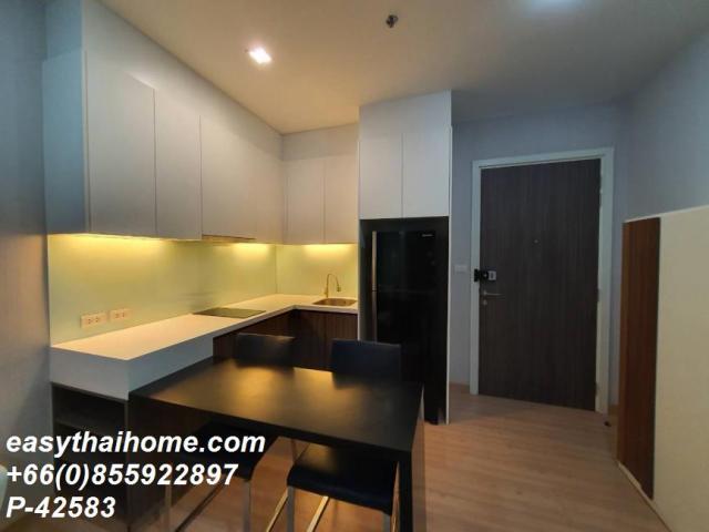 �͹���ö俿�� ��ͧ�ҹ