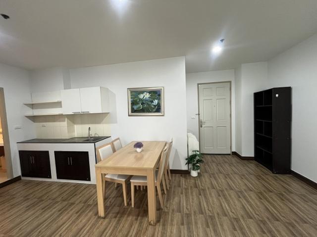 �͹����������ú ���¢�ҧ