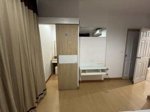 �͹ⴵԴö俿������չ���Թ ���¢�ҧ