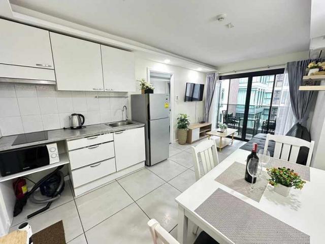 Pattaya dot Property