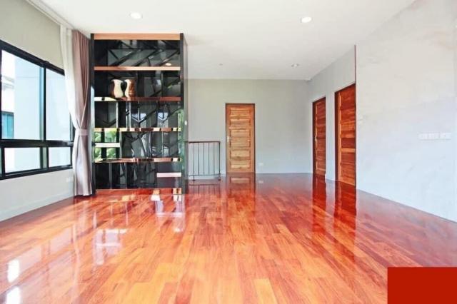 ��ҹ����������� �ҧᤡ�ا෾