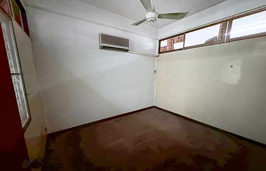 ����Ҥ�þҳԪ�� �ҧ����