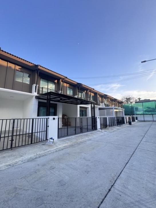 บ้านLotus 18 ตารางวา บ้านLotus 18 ตารางวา