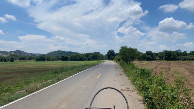 ���Թ 21 ���