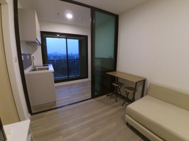 �͹ⴡ�ا෾ 2,100,000 �ҷ