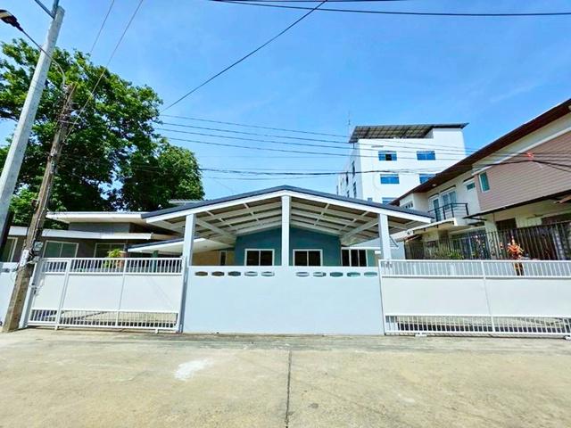 ��ҹ��������ǹ��ҧ ��بѡ�