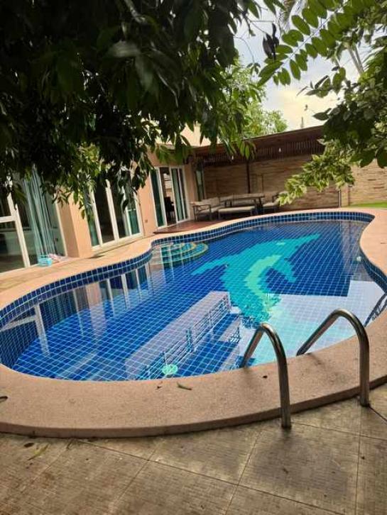 Pattaya dot Property