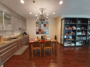 �͹�ǧ����ҵ�� �Ѳ��