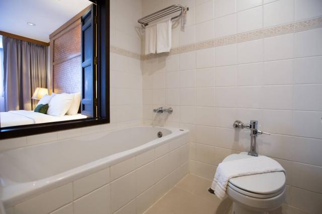 ;�����鹷������� �ҧ�ѡ��ا෾