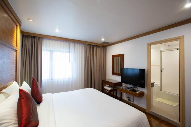 ;�����鹷������� �ҧ�ѡ��ا෾