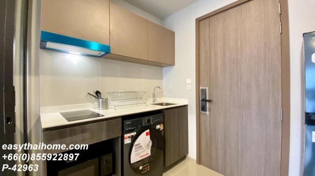 �͹������ǹ��ҧ ��بѡ�