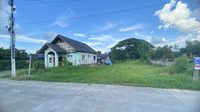 ที่ดิน ติดถนนคอนกรีต 600 ตารางวา ที่ดิน ติดถนนคอนกรีต 600 ตารางวา