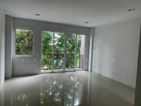 �Ҥ�þҳԪ�������� �Ҵ����ǡ�ا෾