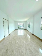 ��ҹ 102 ���ҧ��˹ͧ�͡ ��ا෾