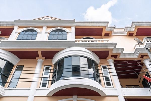 ทาวน์โฮม emporium ทาวน์โฮม emporium