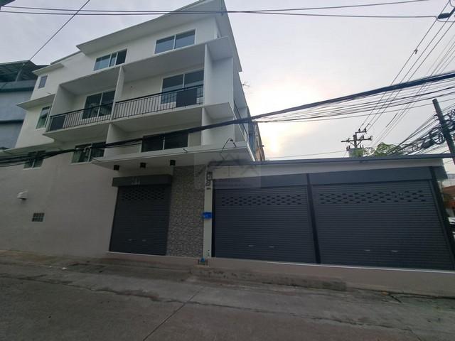 �Ҥ�þҳԪ�� ���ͺ�