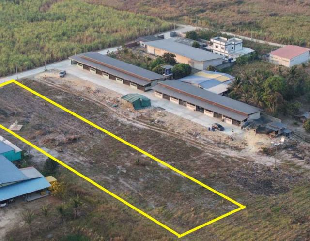 ที่ดิน ติดถนนคอนกรีต 600 ตารางวา ที่ดิน ติดถนนคอนกรีต 600 ตารางวา