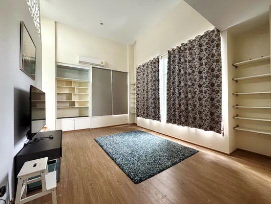 ��ҹ������ �оҹ�٧��ا෾